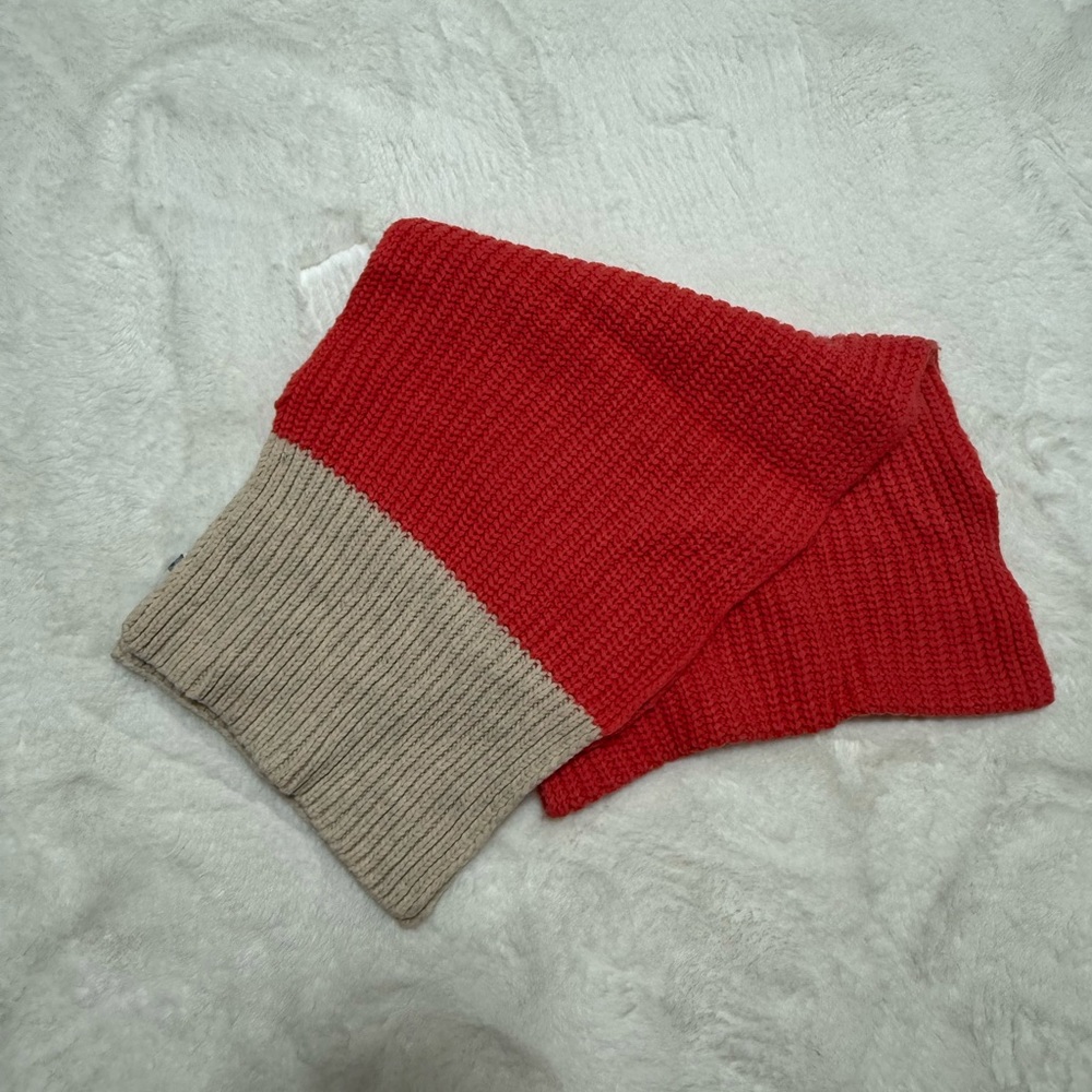 GAP Cream Knit Scarf